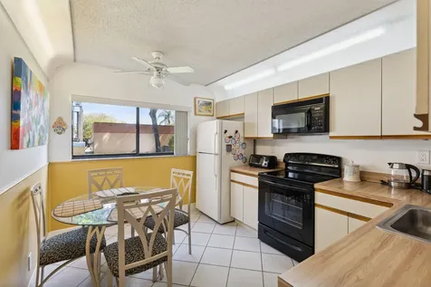 15301 Pembridge Avenue Delray Beach FL 33484