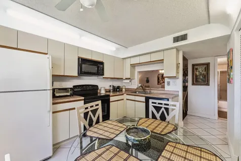 15301 Pembridge Avenue Delray Beach FL 33484