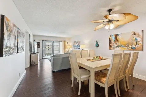 15301 Pembridge Avenue Delray Beach FL 33484
