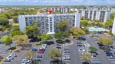 2221 Cypress Island Drive Pompano Beach FL 33069