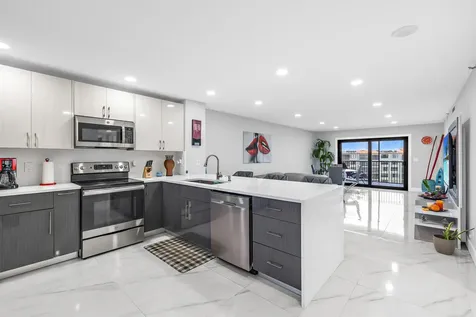 2221 Cypress Island Drive Pompano Beach FL 33069