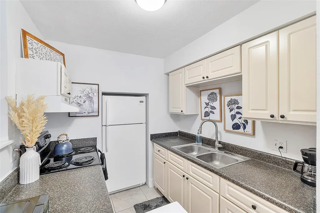 3230 NE 13th Street Pompano Beach FL 33062