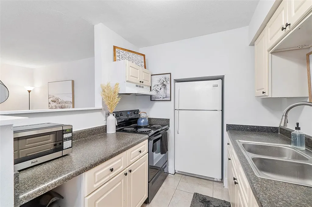 3230 NE 13th Street Pompano Beach FL 33062