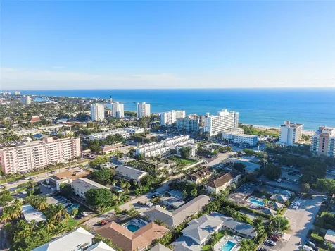 3230 NE 13th Street Pompano Beach FL 33062