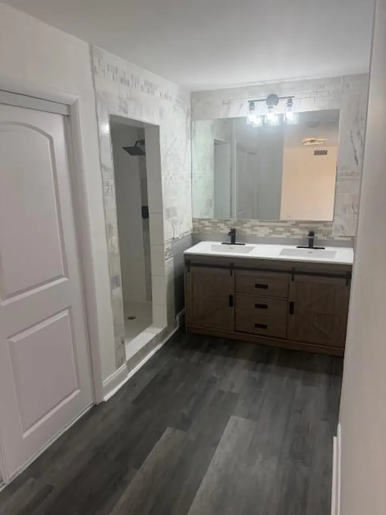 724 Springdale Circle Palm Springs FL 33461