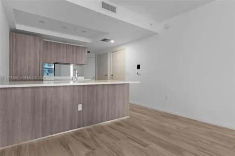 801 S Miami Avenue Miami FL 33131