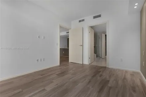 801 S Miami Avenue Miami FL 33131