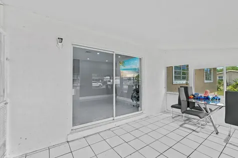 670 SW 29th Avenue Fort Lauderdale FL 33312