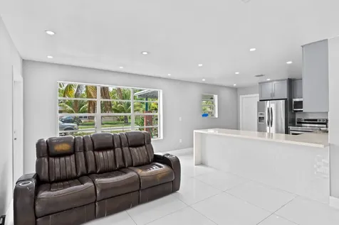 670 SW 29th Avenue Fort Lauderdale FL 33312