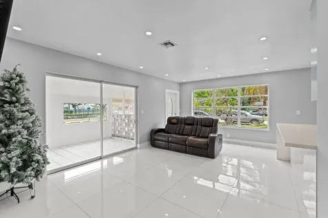 670 SW 29th Avenue Fort Lauderdale FL 33312