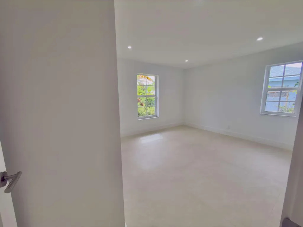 236 SE 3rd Avenue Delray Beach FL 33483