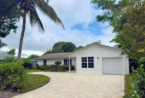 236 SE 3rd Avenue Delray Beach FL 33483