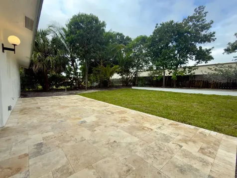 236 SE 3rd Avenue Delray Beach FL 33483