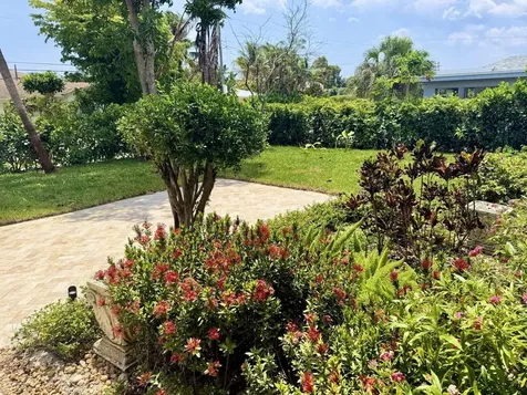 236 SE 3rd Avenue Delray Beach FL 33483