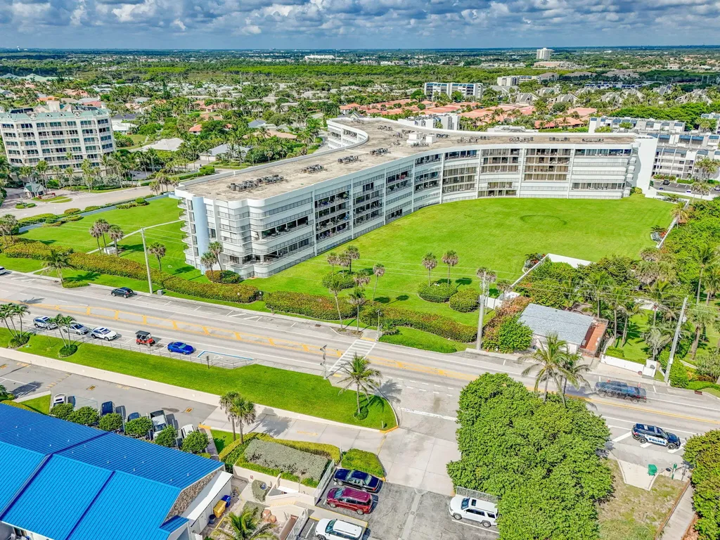 1300 S Highway A1a Highway Jupiter FL 33477
