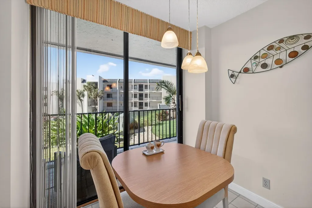 1300 S Highway A1a Highway Jupiter FL 33477
