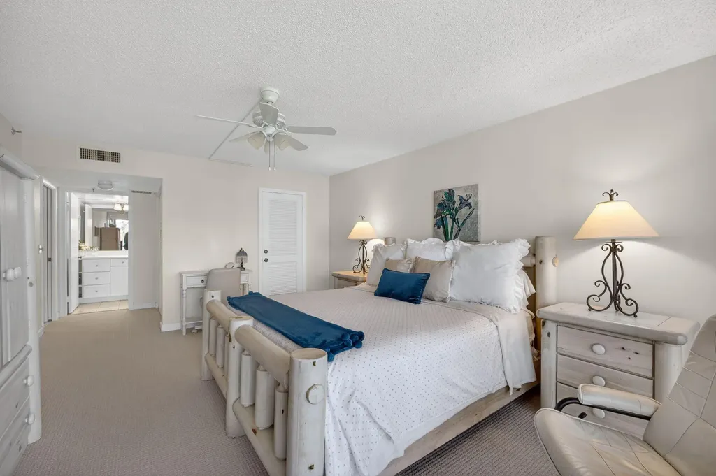 1300 S Highway A1a Highway Jupiter FL 33477