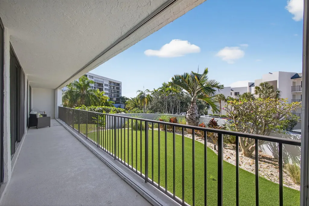 1300 S Highway A1a Highway Jupiter FL 33477