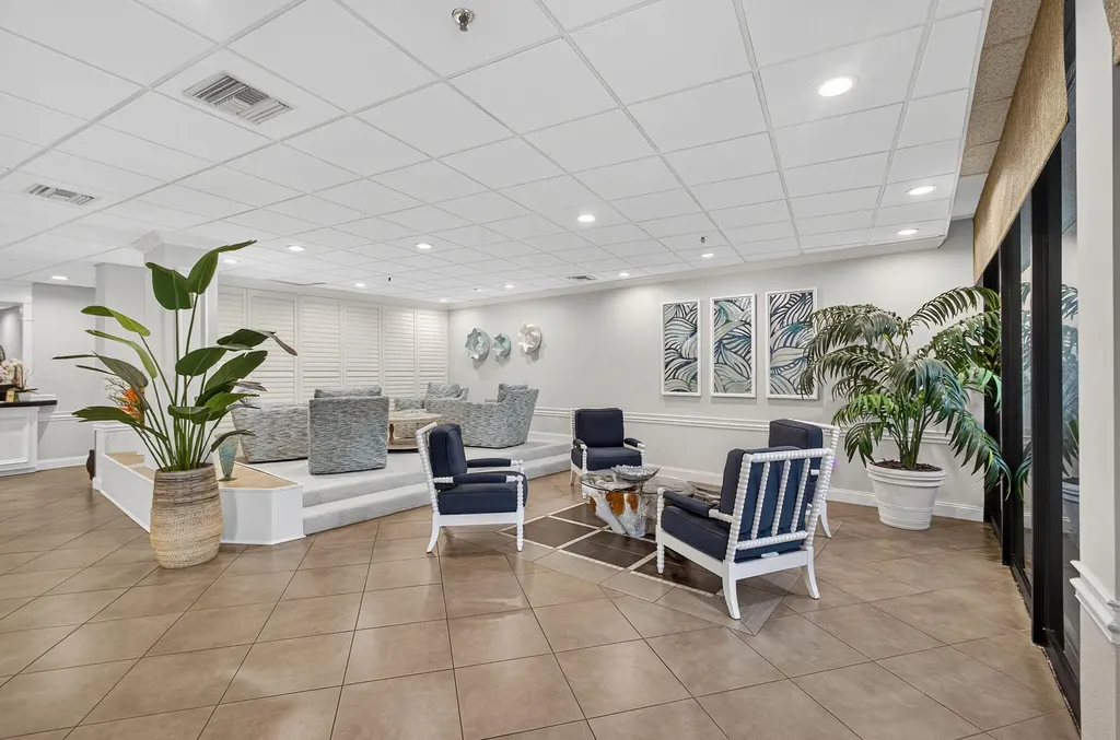 1300 S Highway A1a Highway Jupiter FL 33477