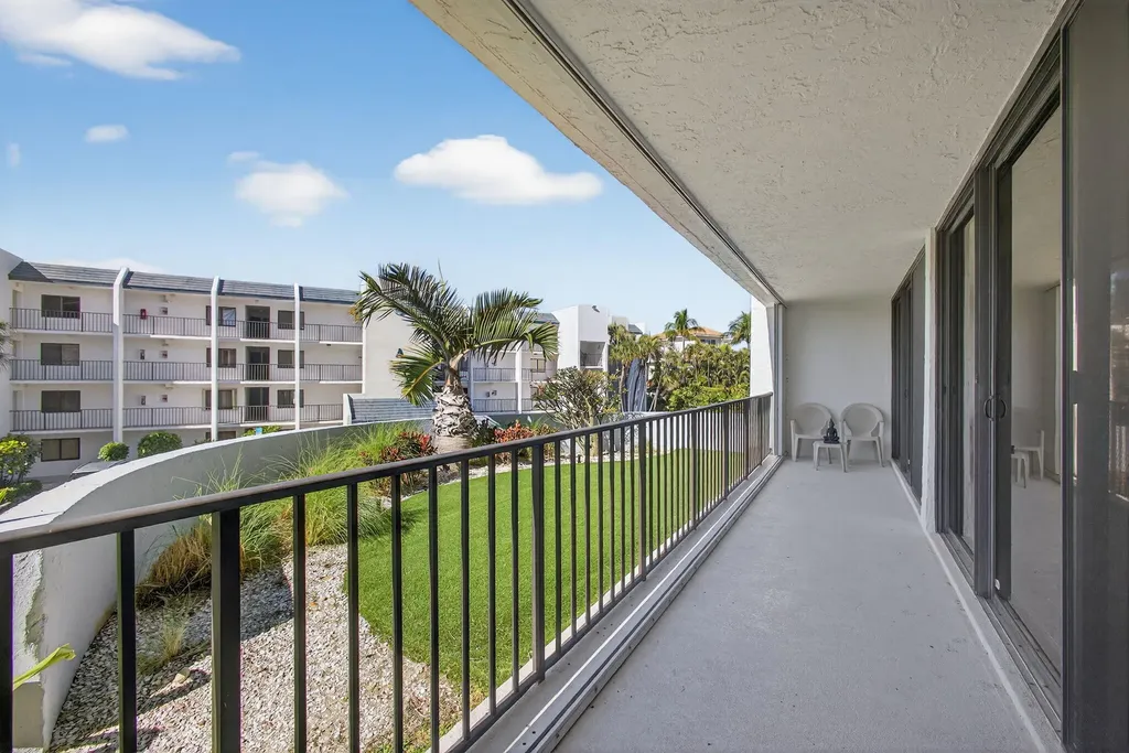 1300 S Highway A1a Highway Jupiter FL 33477
