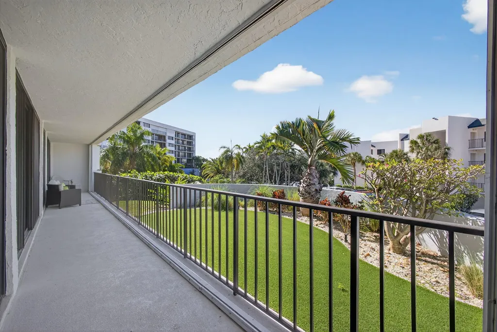 1300 S Highway A1a Highway Jupiter FL 33477