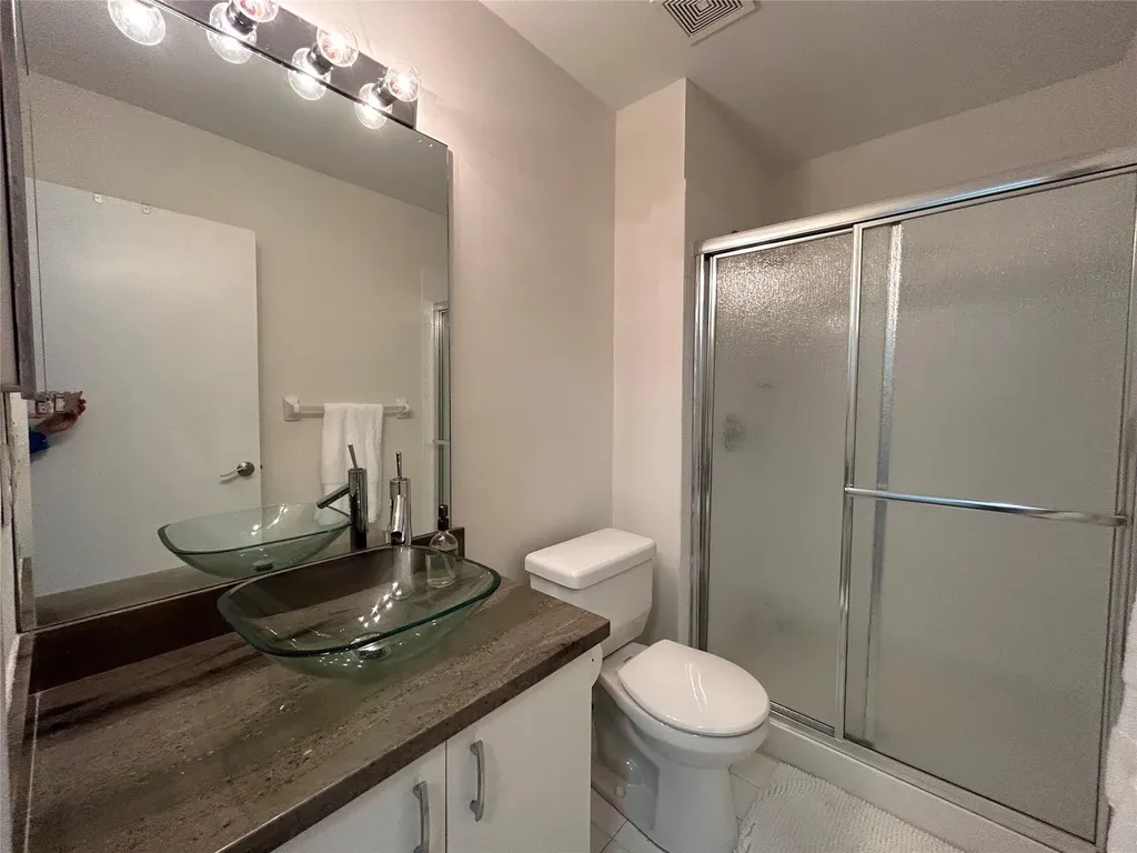 1043 Kokomo Key Lane Delray Beach FL 33483