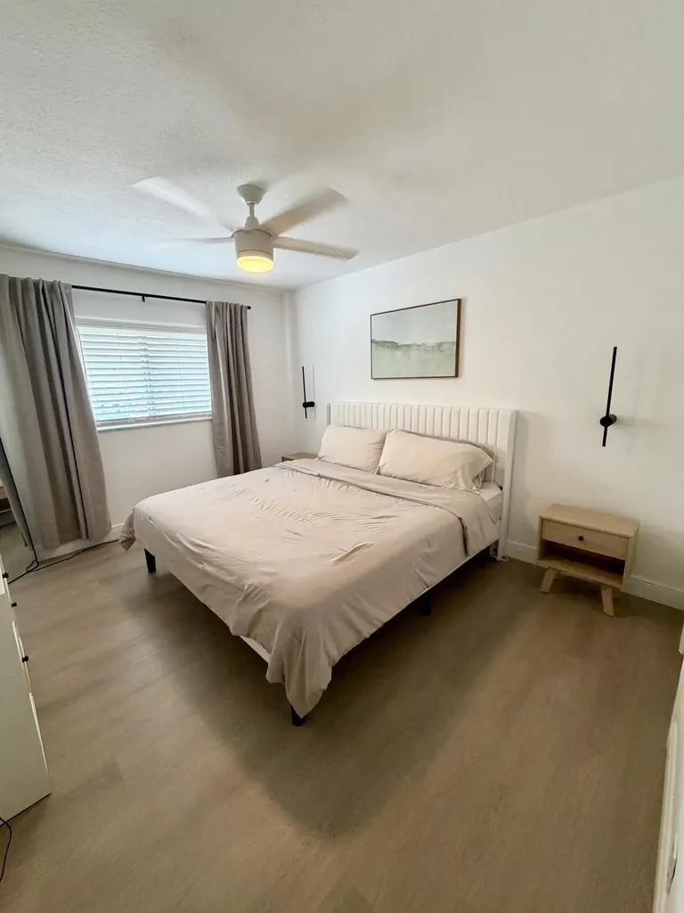 1460 NE 18th Street Fort Lauderdale FL 33305