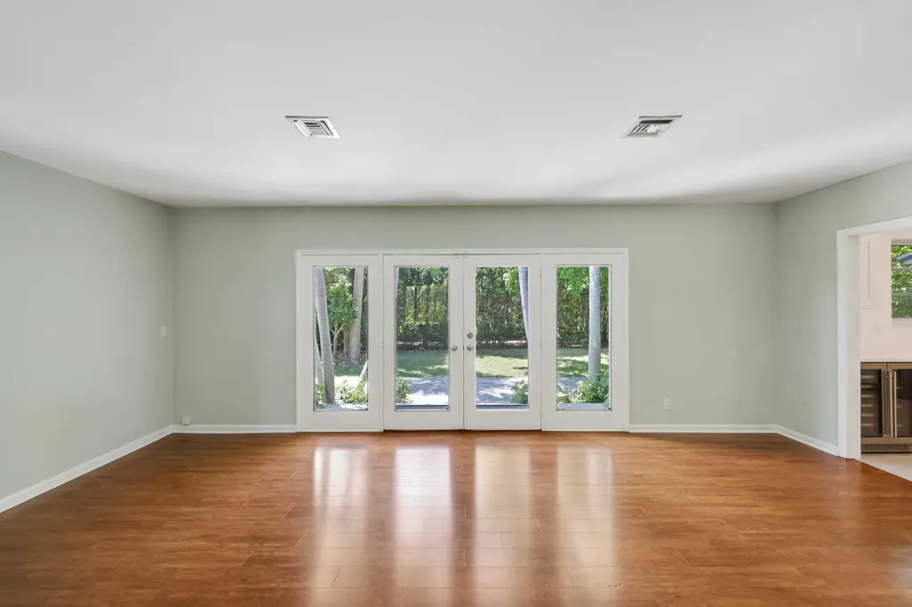 246 Merrain Road Palm Beach FL 33480