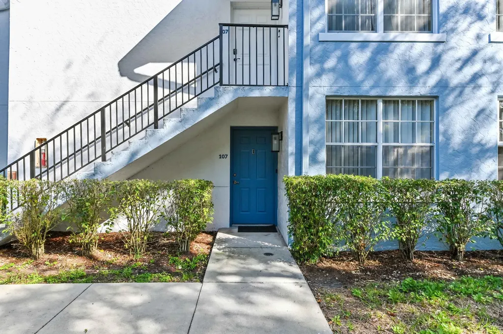 3237 Clint Moore Road Boca Raton FL 33496