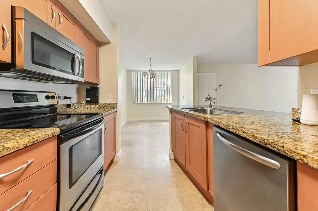 3237 Clint Moore Road Boca Raton FL 33496
