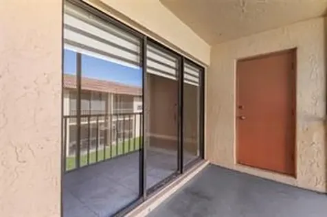158 Lakeview Drive Weston FL 33326