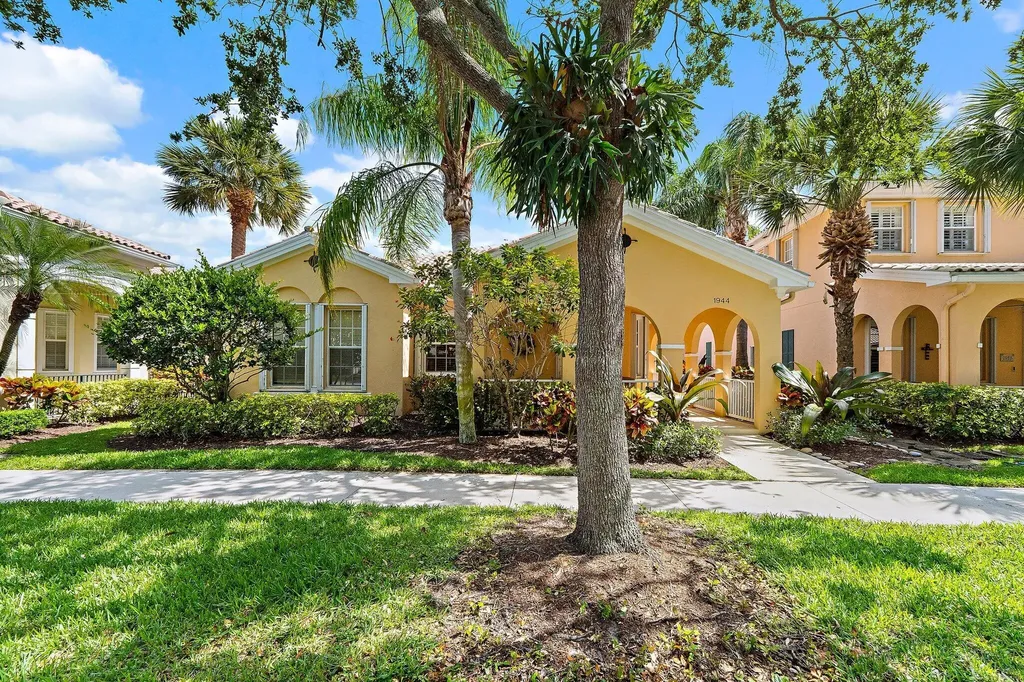 1944 Jeaga Drive Jupiter FL 33458