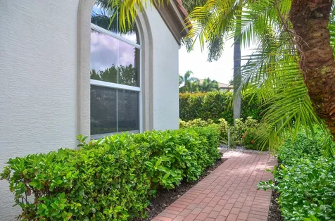 9720 Phipps Lane Wellington FL 33414