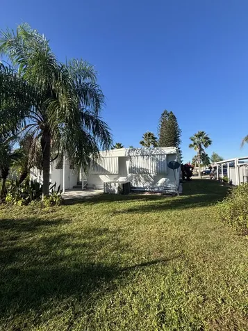 37 El Camino Real Port St Lucie FL 34952
