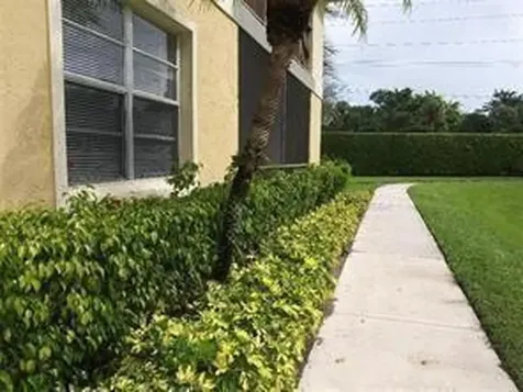 1227 SW 46th Avenue Pompano Beach FL 33069