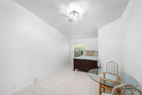 14 Ripley Way Boynton Beach FL 33426