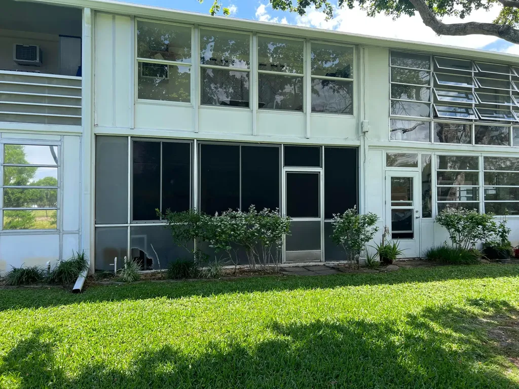 3 Islewood A Deerfield Beach FL 33442