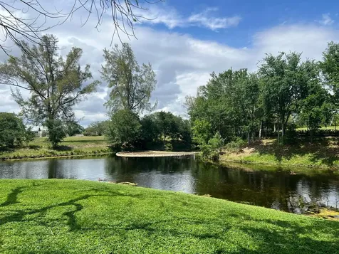 3 Islewood A Deerfield Beach FL 33442