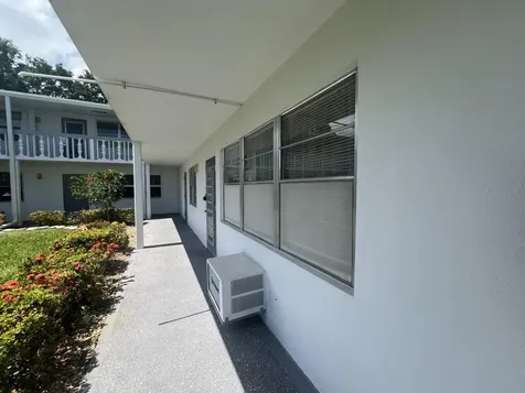 3 Islewood A Deerfield Beach FL 33442