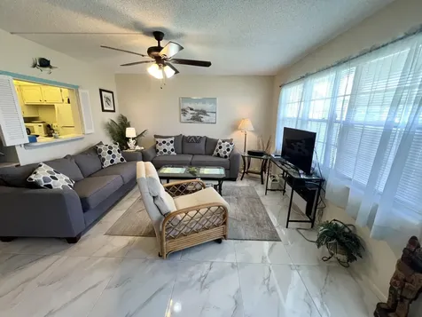 3 Islewood A Deerfield Beach FL 33442