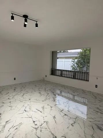415 SW 8th Street Hallandale Beach FL 33009