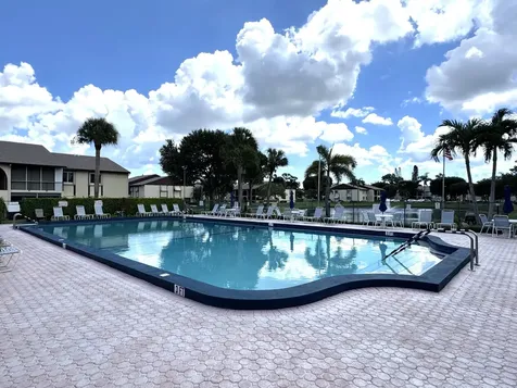 5817 La Pinata Boulevard Greenacres FL 33463