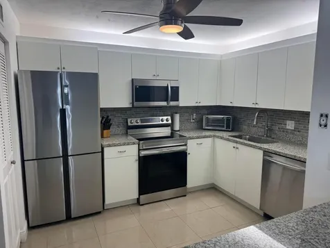 5817 La Pinata Boulevard Greenacres FL 33463
