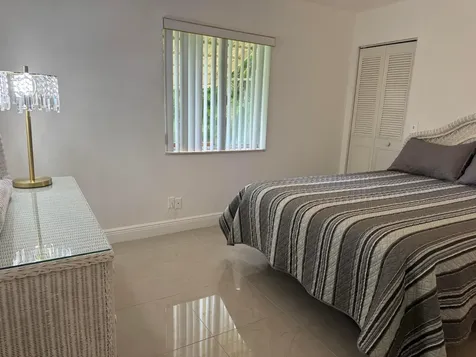 5817 La Pinata Boulevard Greenacres FL 33463