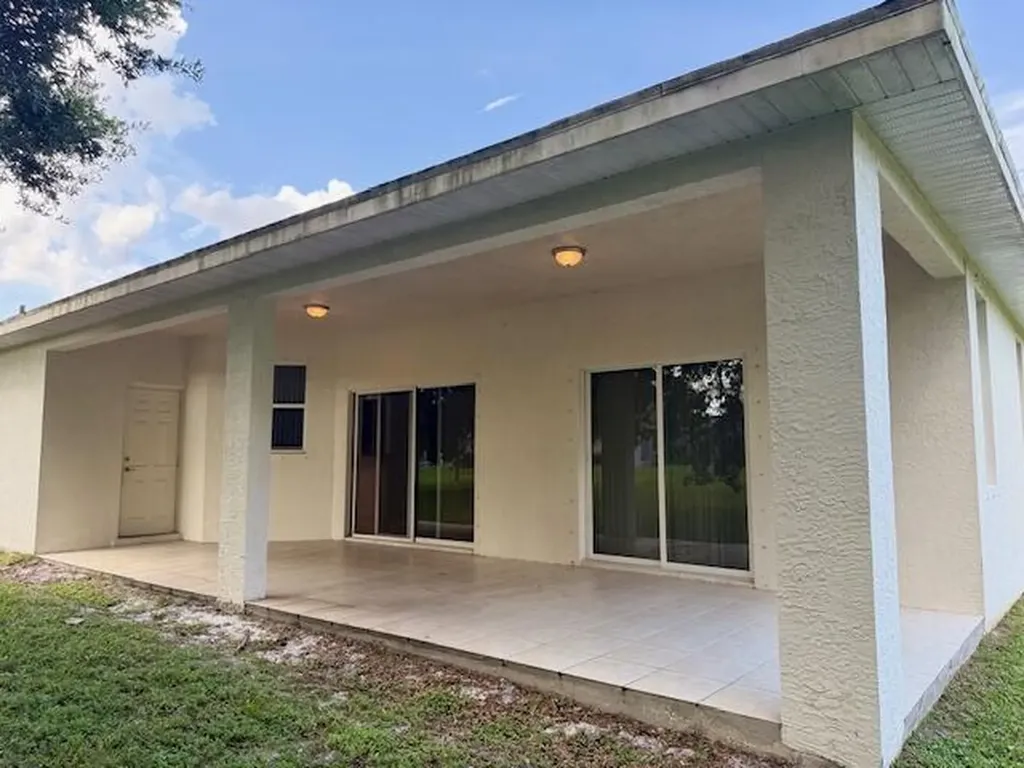 2619 SW Ann Arbor Road Port St Lucie FL 34953