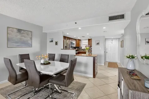 3001 W Rolling Hills Circle Davie FL 33328