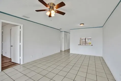 617 Banks Road Margate FL 33063