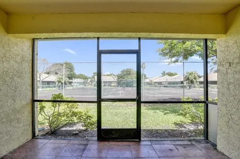617 Banks Road Margate FL 33063