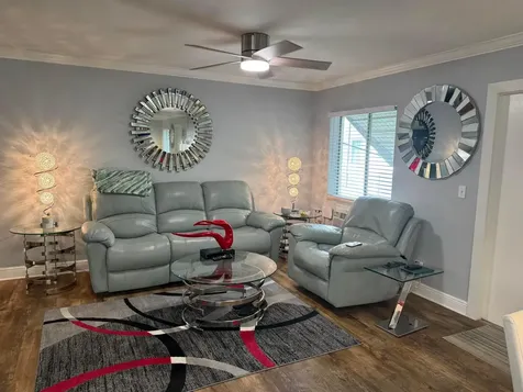 5817 La Pinata Boulevard Greenacres FL 33463