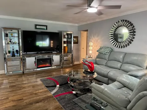 5817 La Pinata Boulevard Greenacres FL 33463